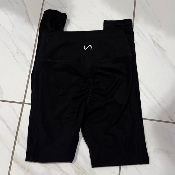 TLF Black Activewear Leggings - Picture 2 of 5